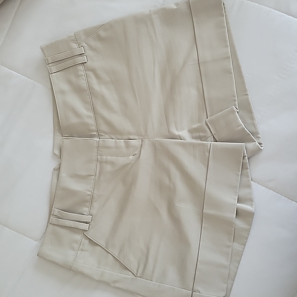 Khaki Express dress shorts
